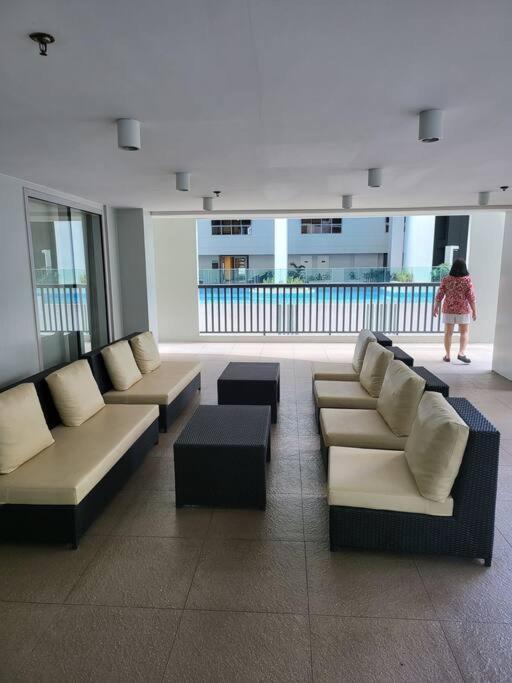马尼拉Luxury @ Bgc Sleeps 6 Comfortably Fast Wifi Pool!公寓 外观 照片