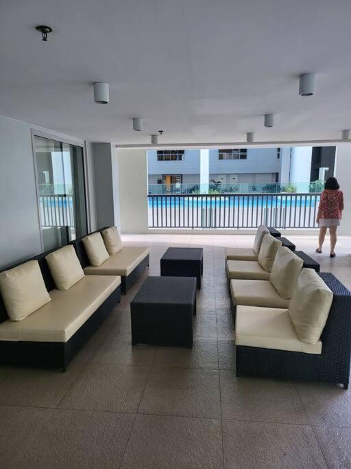 马尼拉Luxury @ Bgc Sleeps 6 Comfortably Fast Wifi Pool!公寓 外观 照片