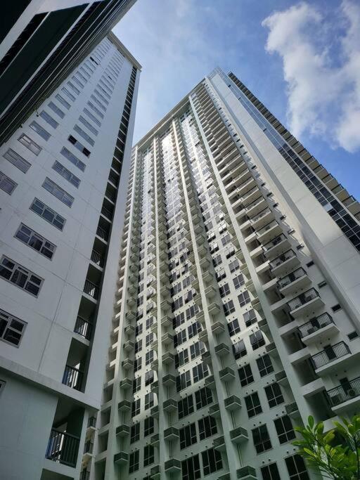 马尼拉Luxury @ Bgc Sleeps 6 Comfortably Fast Wifi Pool!公寓 外观 照片